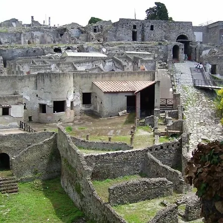 Natural Mente, Nel Cuore Di Pompei, Con Parcheggio